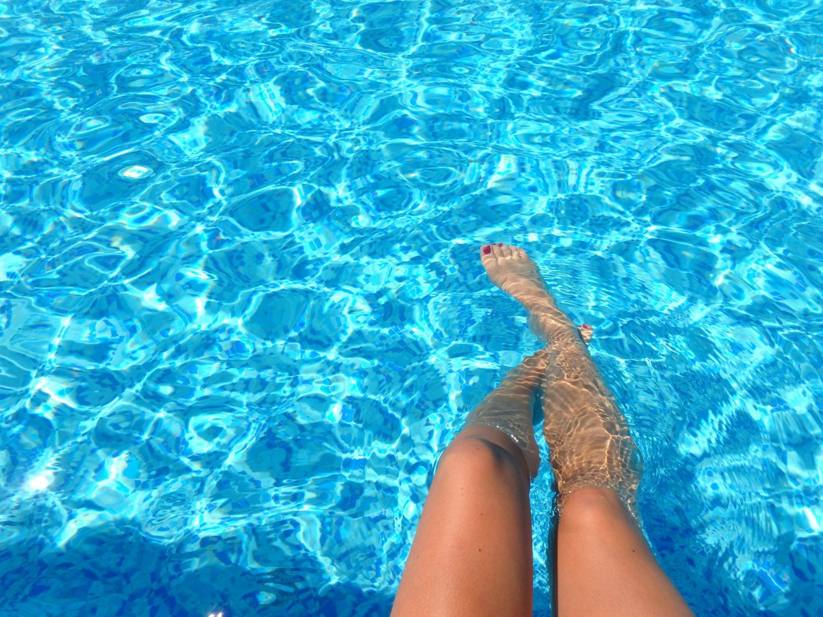 BrigthOps is a smart way to keep your pool clean